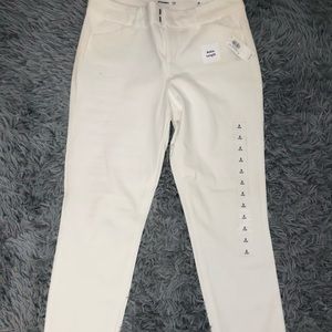 White Old Navy Pixie Pants